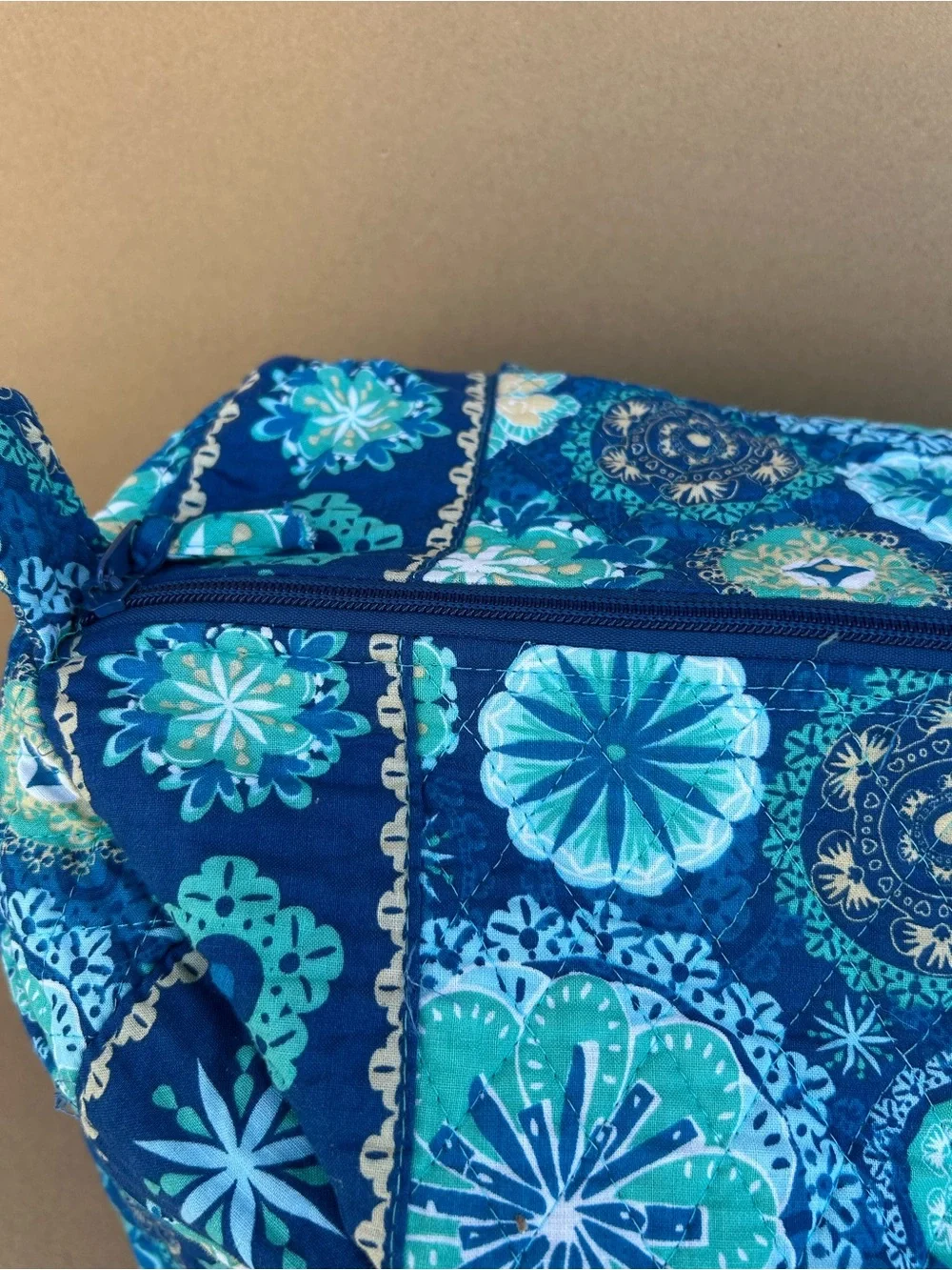 Vera Bradley Duffel Bag Quilted Medium Travel weekender Blue Floral Medallion